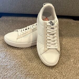 LeTigre white leather sneakers
